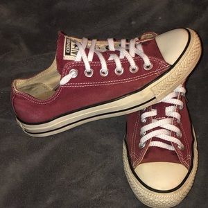 Converse all stars-womens size 7